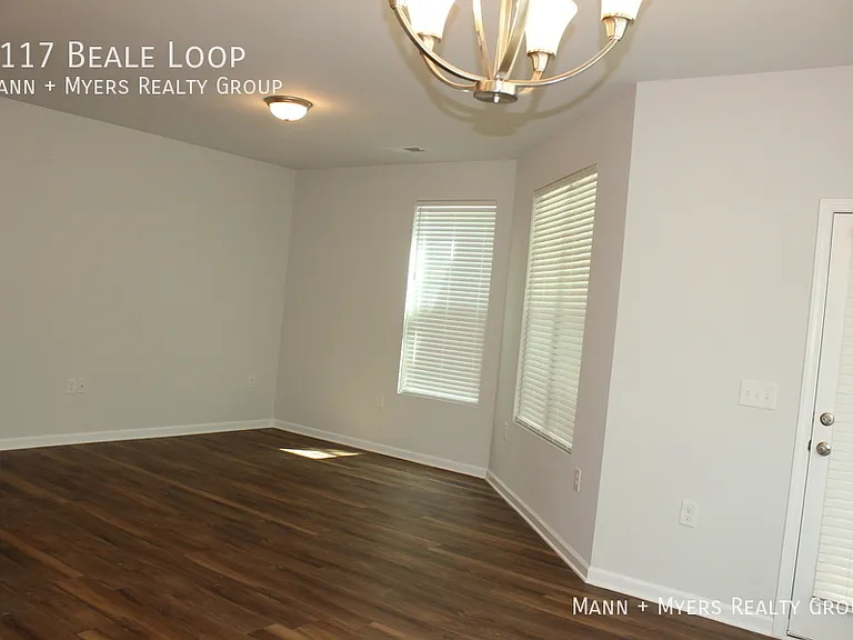 6117 Beale Loop — Photo 6