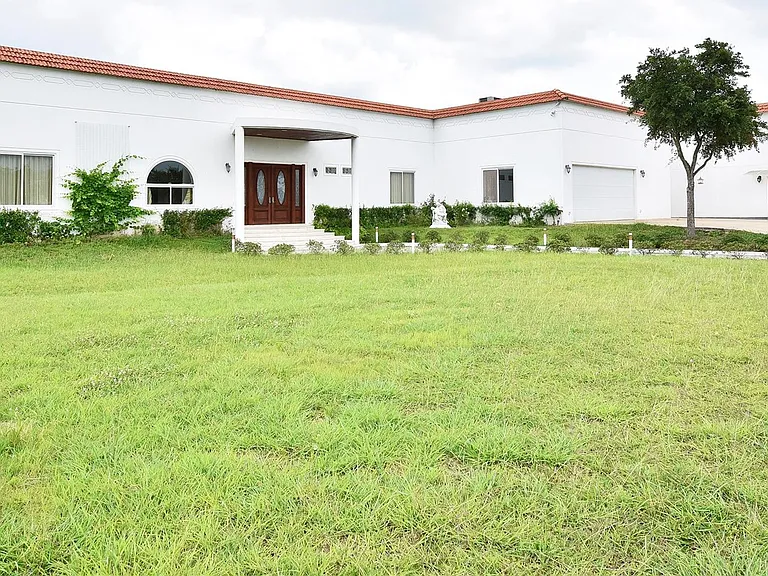 6602 Rohan Rd — Photo 3
