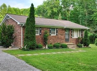 3863 Barnes Mill Rd, Smithville, TN 37166