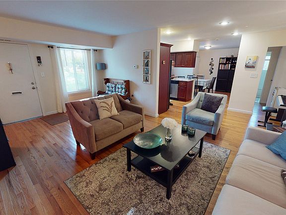 2nd image of 33 Pueblo Ct #0