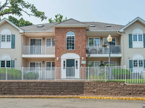 105 Roseland Ave, Caldwell, NJ 07006