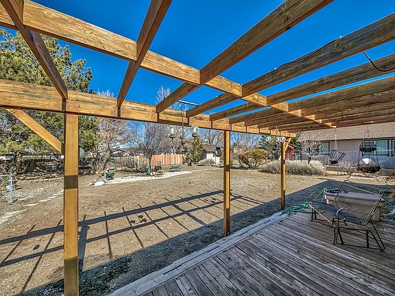 4th image of 1240 Kingston Way