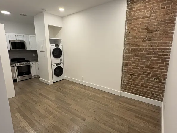 1566 Second Avenue image 1 of 9