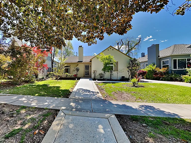 1866 Bidwell Way — Photo 1