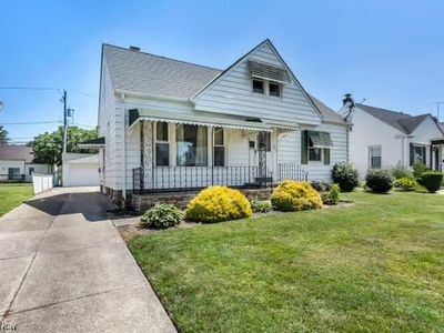 255 E 327th St, Willowick, OH, 44095