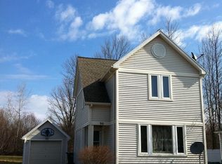 90 Havens Rd, Rochester, NY 14618