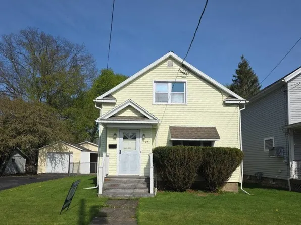 121 S 17th St, Olean, NY 14760