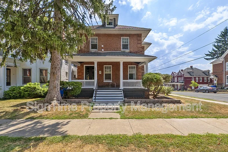 1 bed, 1.0 bath, 600 sqft, $1,200 — Photo 3