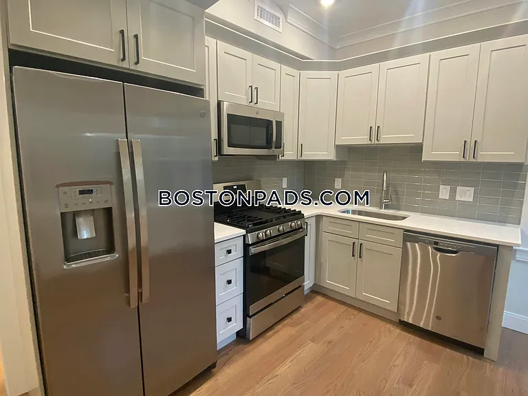 191 Porter St #3 — Photo 9