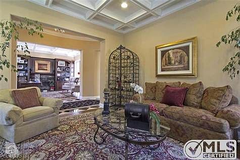 5th image of 1612 Sycamore Canyon Dr