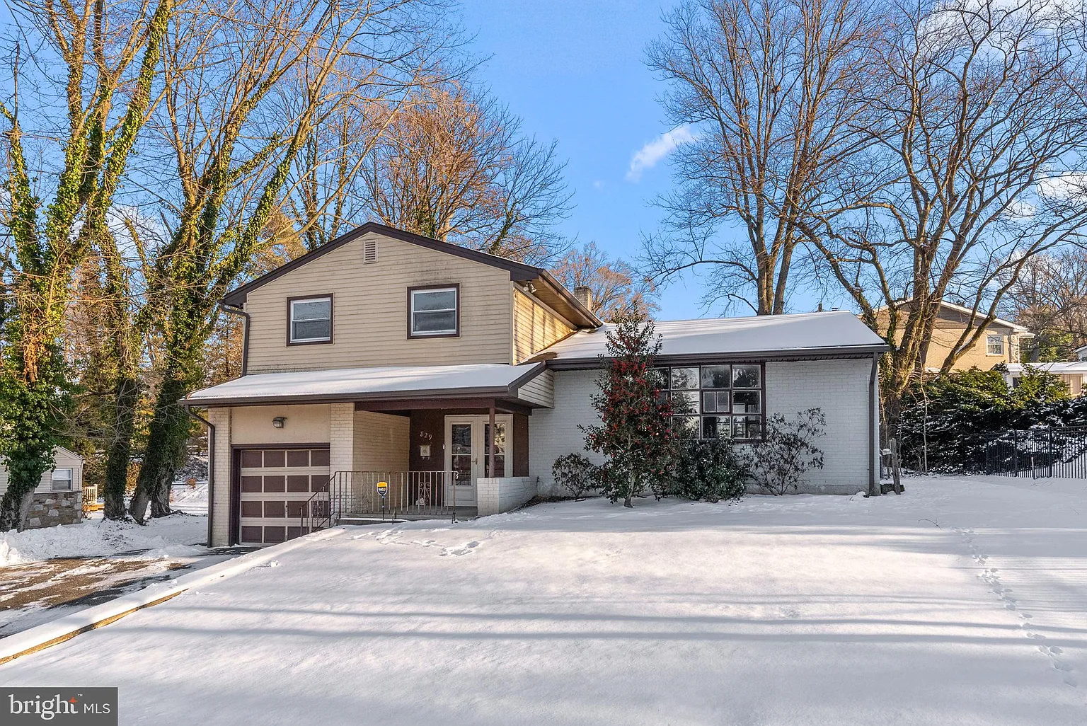 829 Rydal Rd photo 1