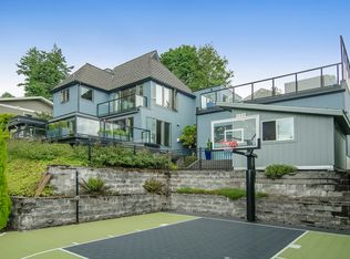 2226 SW 15th Ave, Portland, OR 97201