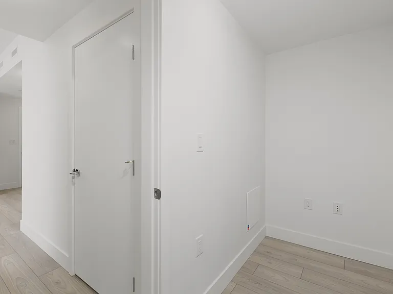 8570 Rivergrass Dr #601 — Photo 8