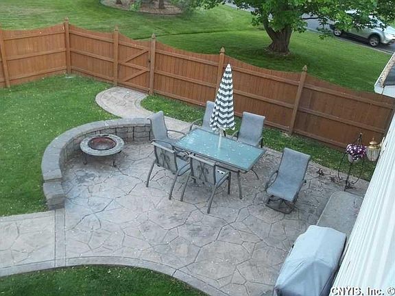 2nd image of 8391 Golden Larch Ln