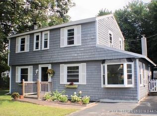 4 Spring St, Kennebunk, ME 04043