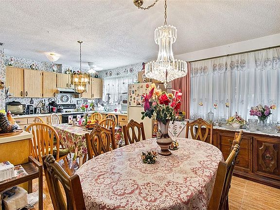 4th image of 8167 Alam Ave