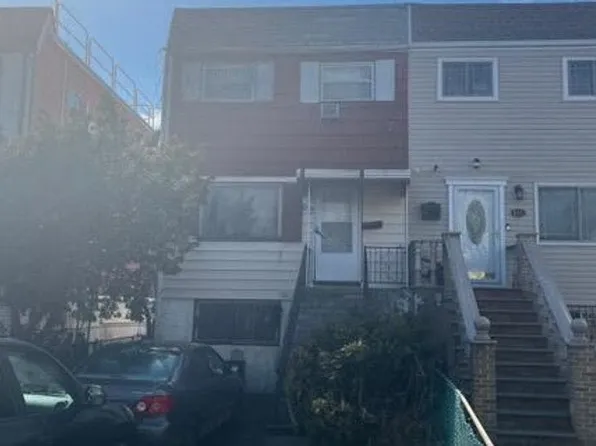 633 Beach 65th St, Arverne, NY 11692