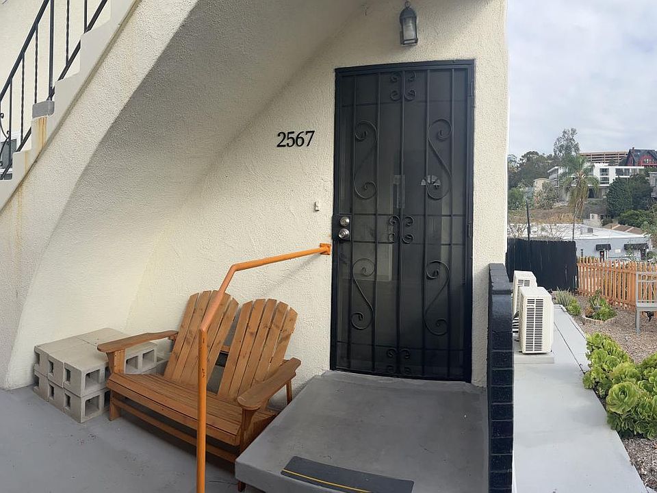 1st image of 2567 Columbia St #2567