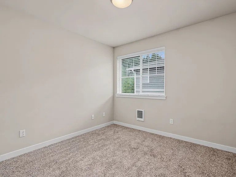 1623 Burnside Pl — Photo 22
