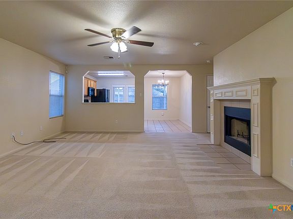 4th image of 2203 Maedell Dr