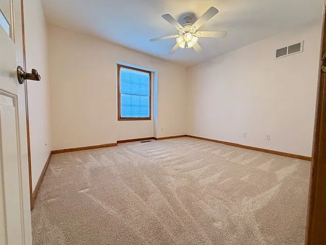 517 Conley Dr — Photo 13