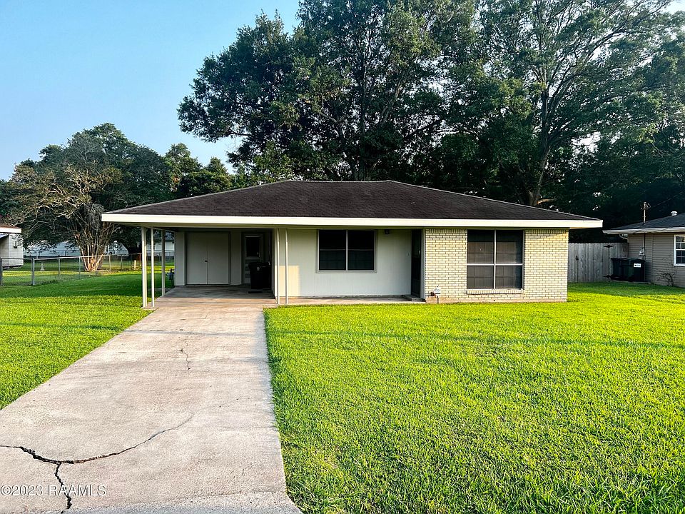 1st image of 107 Rockne Dr