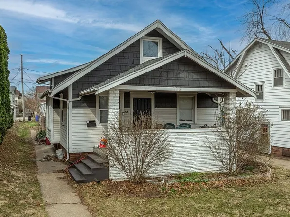 278 15th St NW, Cedar Rapids, IA 52405