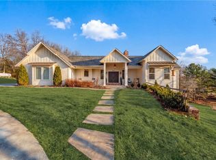 8151 Spanker Ridge Rd, Bentonville, AR 72712