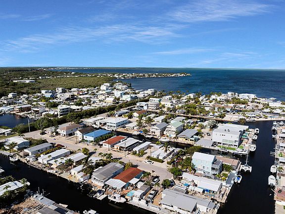 5th image of 14 Pelican Rd