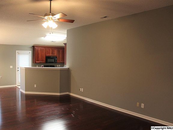 4th image of 103 Bellevue Dr