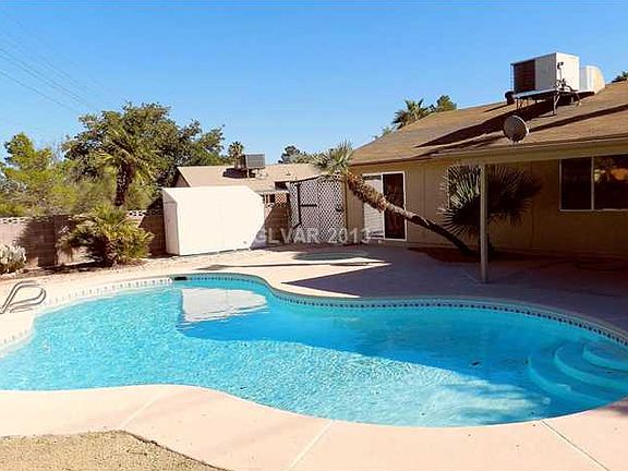 5th image of 3812 Vista Largo Dr