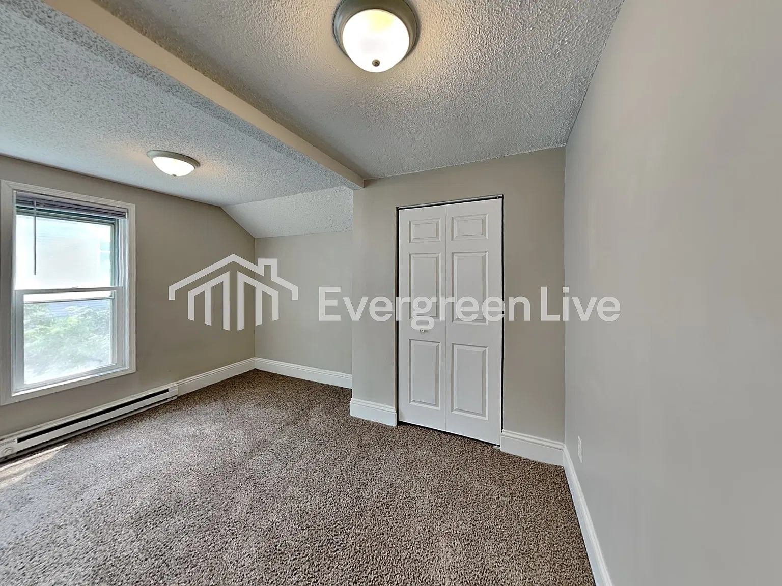 3 bed, 2.5 bath, 1440 sqft, $2,145 — Photo 4