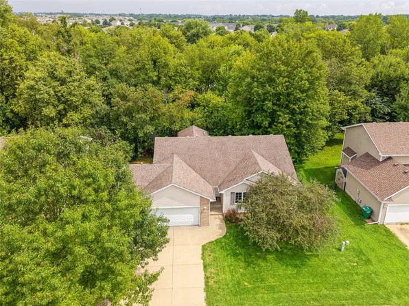 3211 SW Applewood St, Ankeny, IA 50023