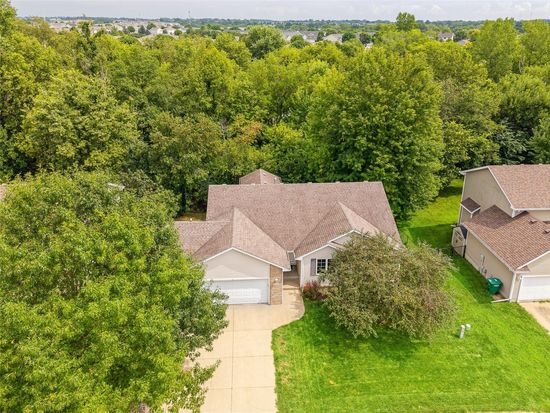 3211 SW Applewood St, Ankeny, IA 50023