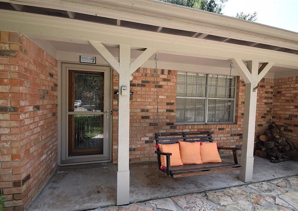 1st image of 10517 Moorberry Ln
