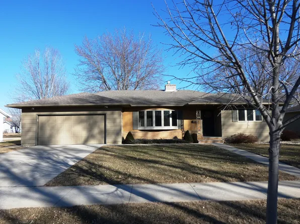 2939 Pine Ave, Slayton, MN 56172