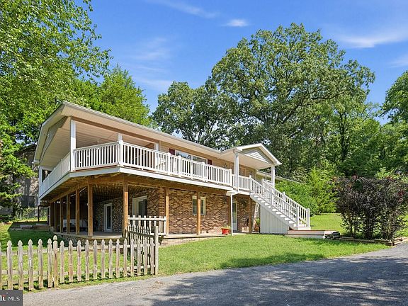 2nd image of 373 Deer Dr