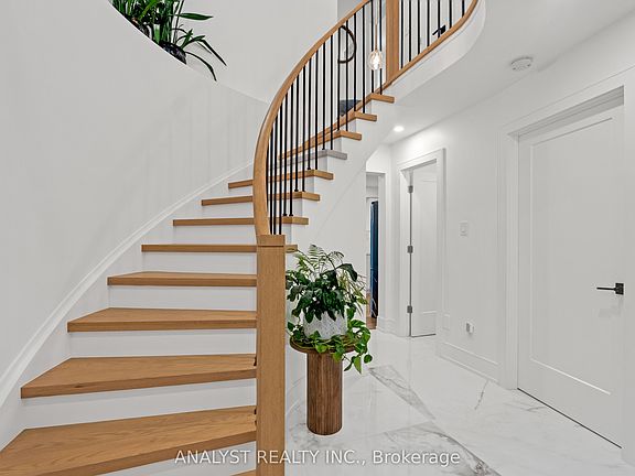 5th image of 7 Compton Ct