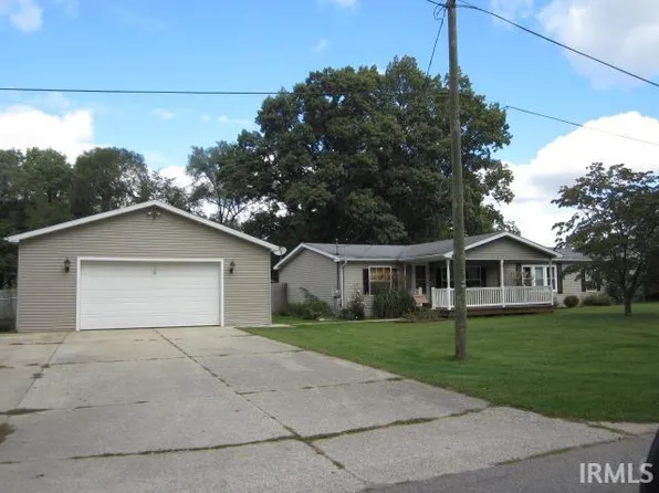 10953 Toledo Ave, Osceola, IN 46561