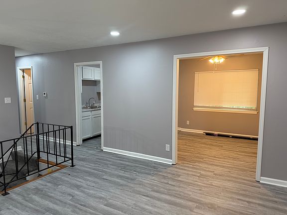 4th image of 5603 Robinwood Rd