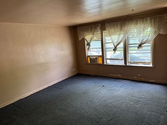5th image of 6541 N Hoyne Ave #1S