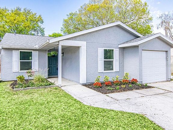 5th image of 1240 Holly Cir