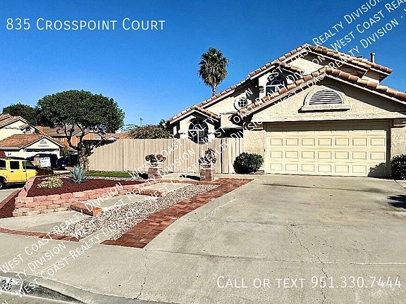2nd image of 835 Crosspoint Ct