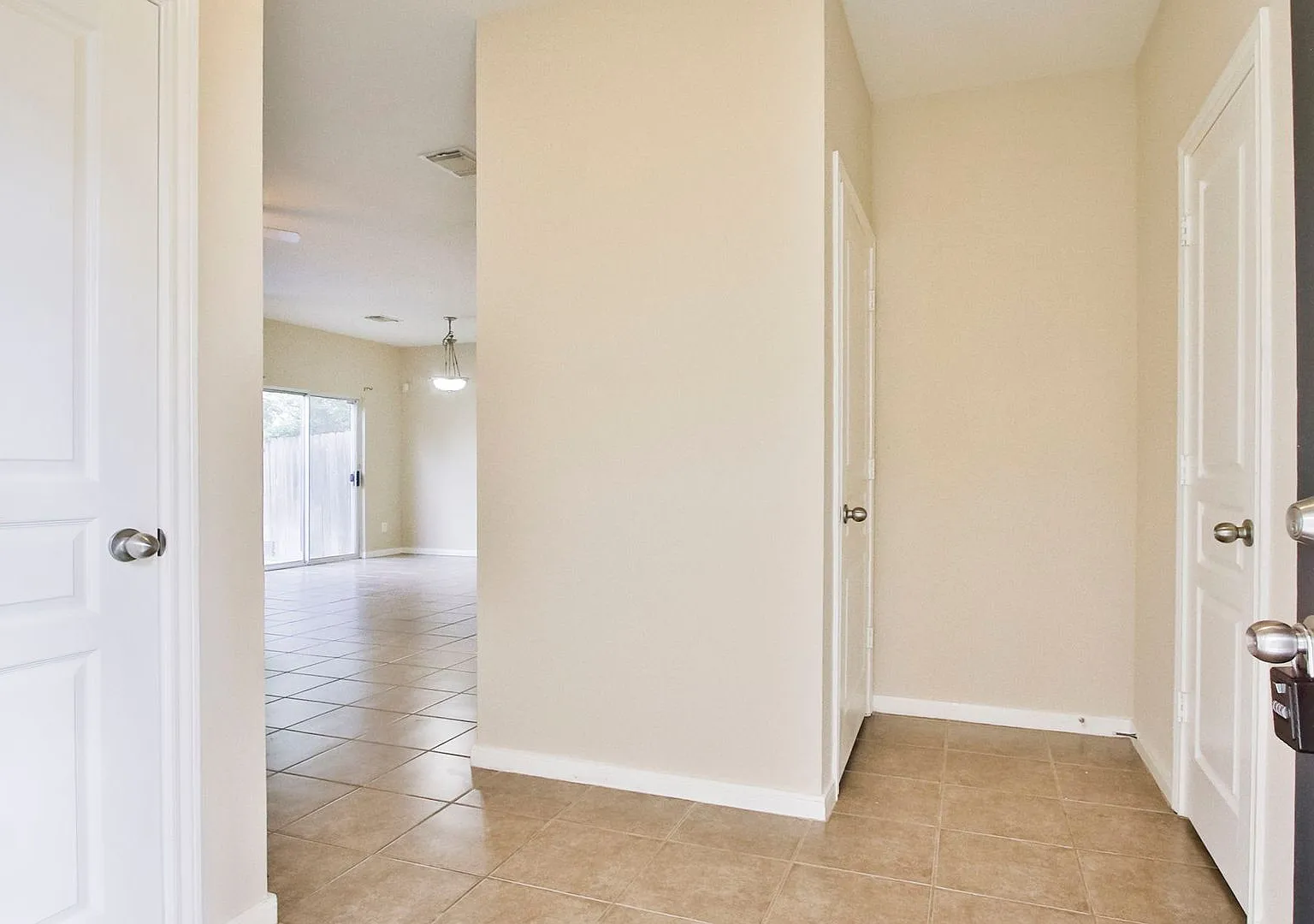 For Lease | 3 Bed, 2.5 Bath | 1,975 Sq Ft | Hanover Community | — Photo 4