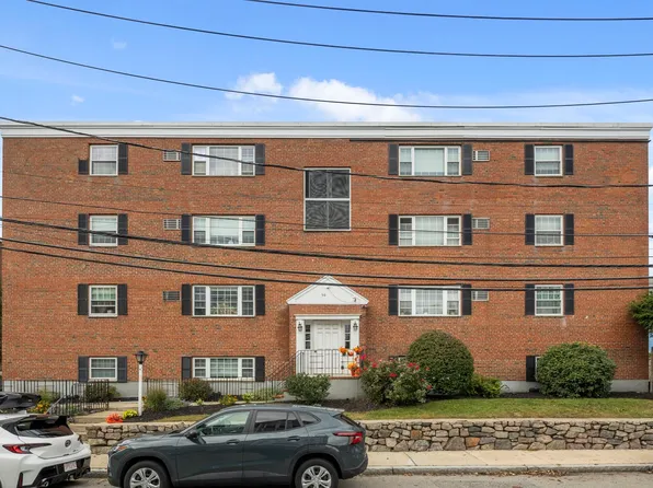 56 Coffey St APT 10, Dorchester, MA 02122