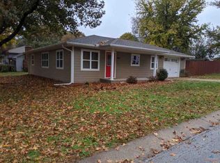 200 Ranch Dr, Butler, MO 64730