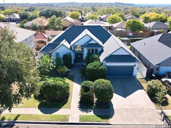 1826 Willow Creek Dr., Eagle Pass, TX 78852