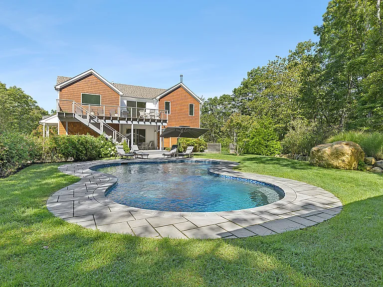 15 Hill Side Ln — Photo 1