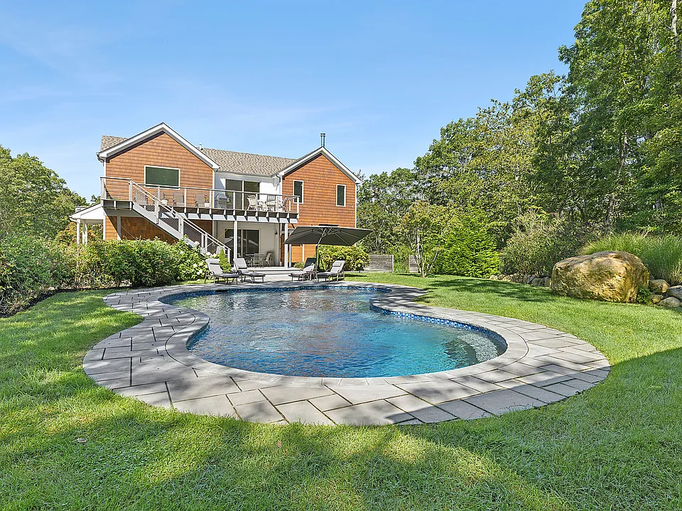 15 Hill Side Ln