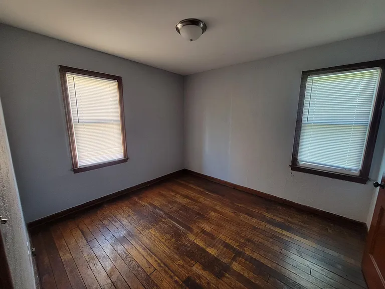345 E Bruce Ave #1 — Photo 6